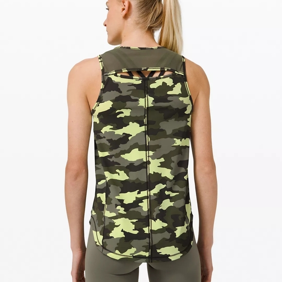 Lululemon Sculpt Tank Top - Size 2 - Picture 3 of 6